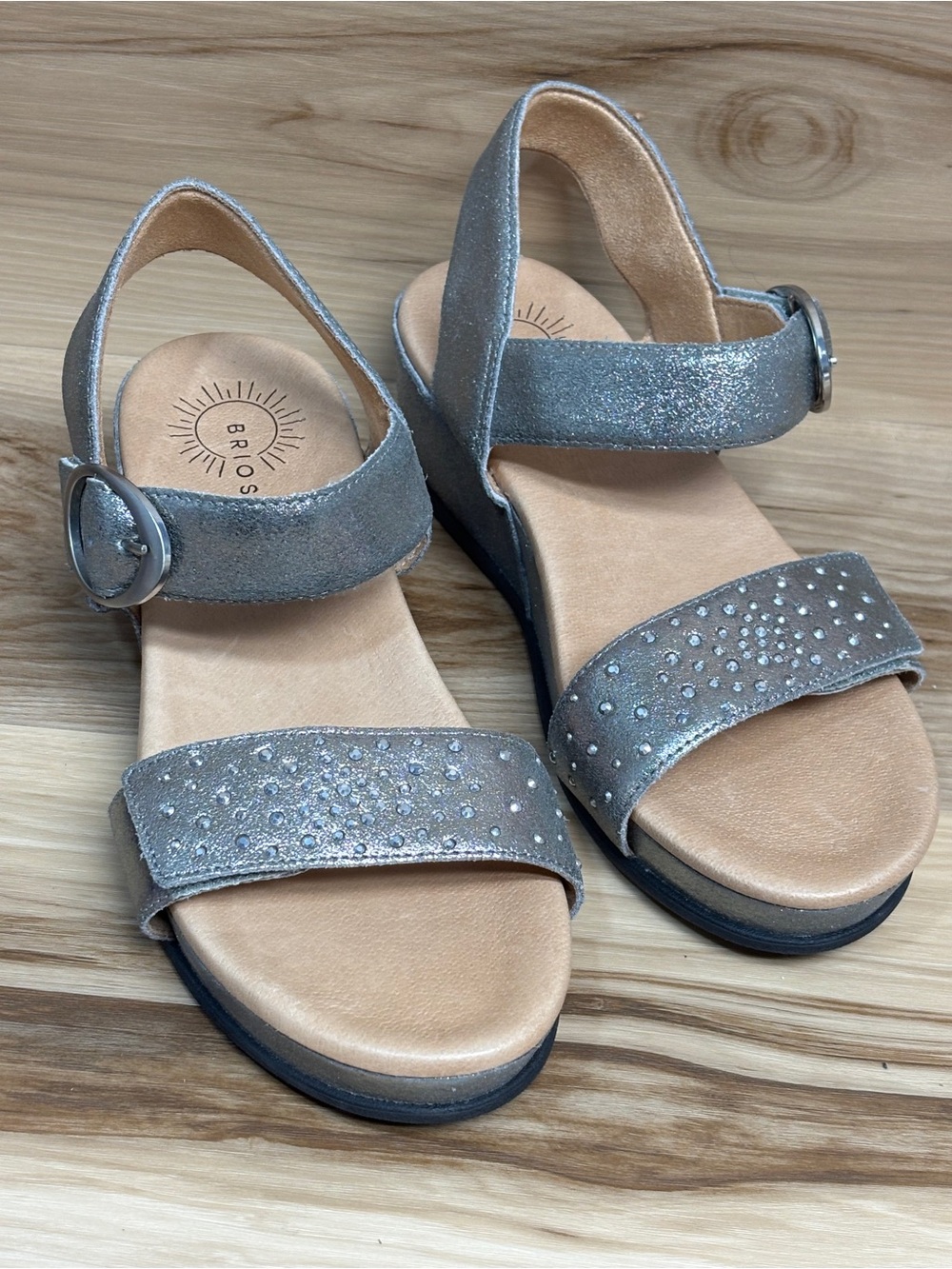 New Brioso Huntley wedge sandals with dual adjustable hook-and-loop straps 8.5